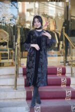 مانتومجلسی مشکی بلند مزونی طرح آی نور - تصویر 2