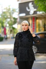 مانتو مشکی کوتاه دخترانه گیپور گل برجسته Paloma Noir - تصویر 2