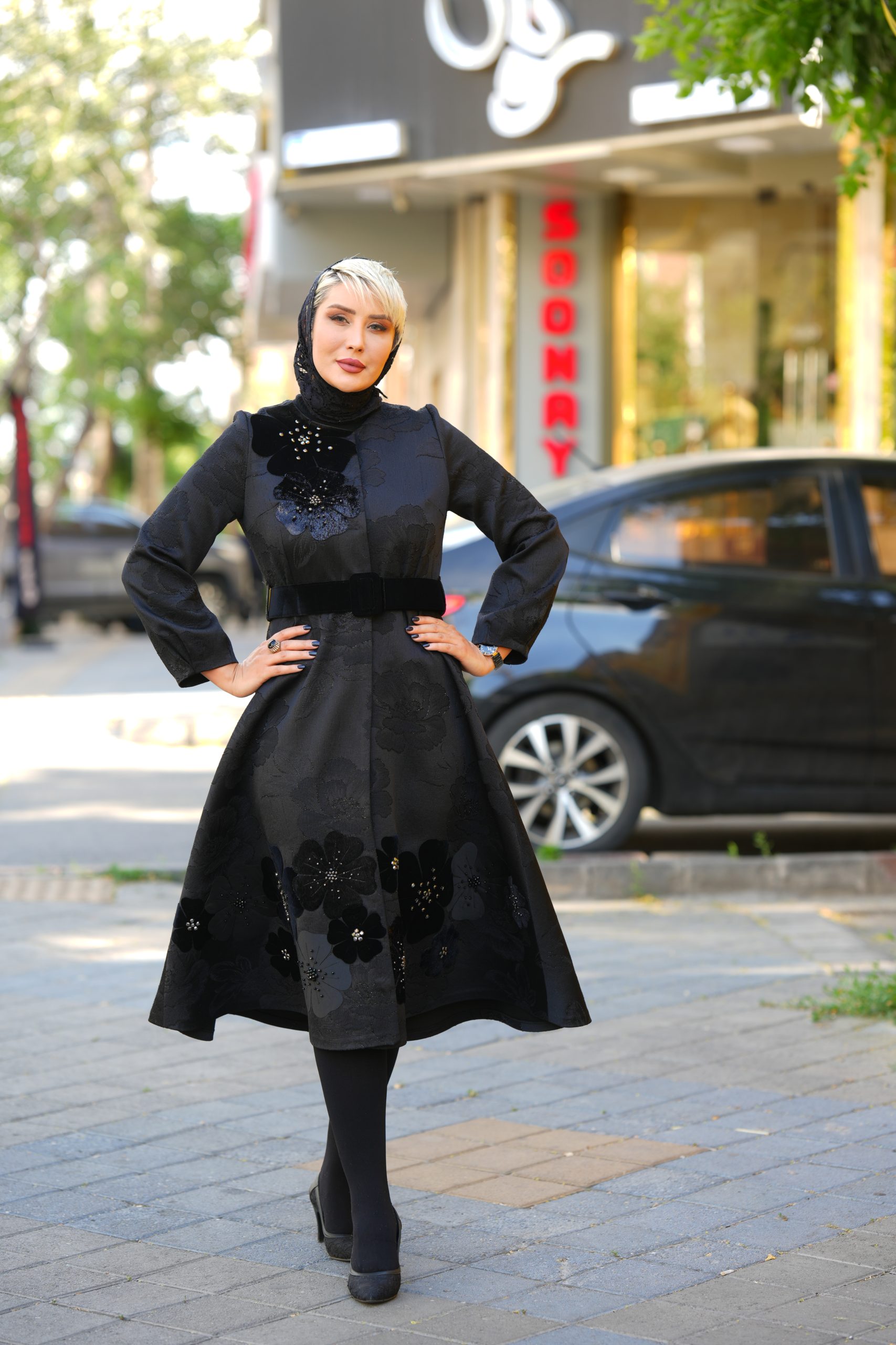 DSC06988 مانتو مجلسی عروسکی VIP طرح PALOMA - تصویر 1