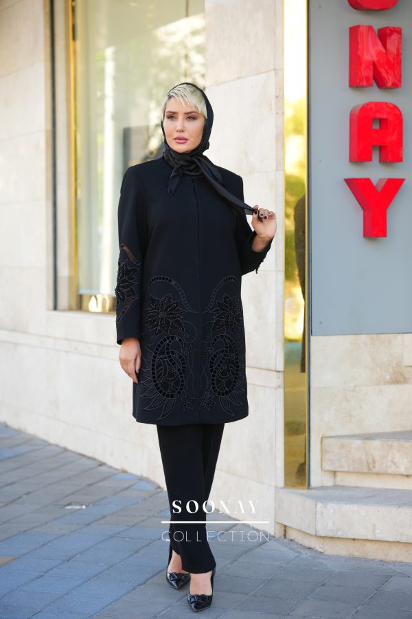 مانتو مجلسی مشکی طرح REINA NEGRA - تصویر 2